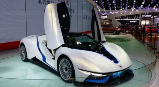 汽車展的車模都去了哪里?(圖1) 汽車展的車模都去了哪里?(圖1)